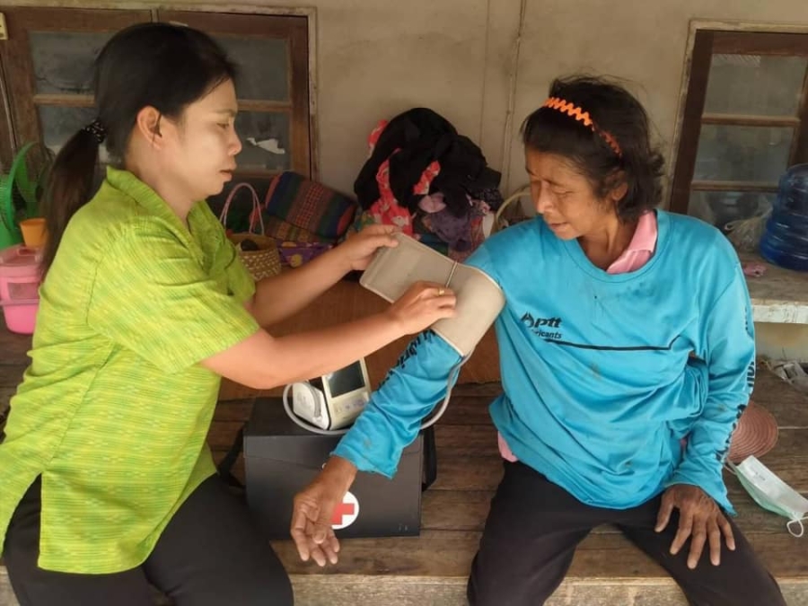 กองสวัสดิการสังคม ดำเนินการออกเยี่ยมผู้สูงอายุที่มีภาวะพึ่งพิง ในพื้นที่ตำบลนาดี ประจำเดือนมีนาคม 2566